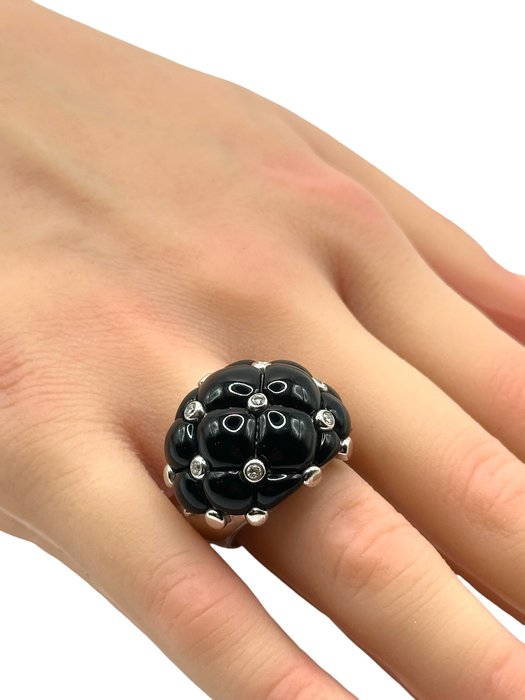 Ring - 18 kraat Hvidguld, Smuk 18K hvidguld  sort onyx ring omgivet af diamanter -  0.10ct. tw. Onyx - Diamant