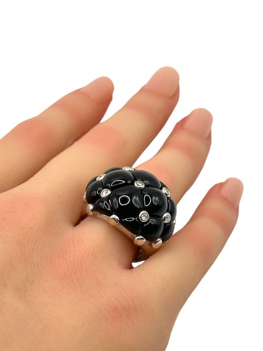 Ring - 18 kraat Hvidguld, Smuk 18K hvidguld  sort onyx ring omgivet af diamanter -  0.10ct. tw. Onyx - Diamant