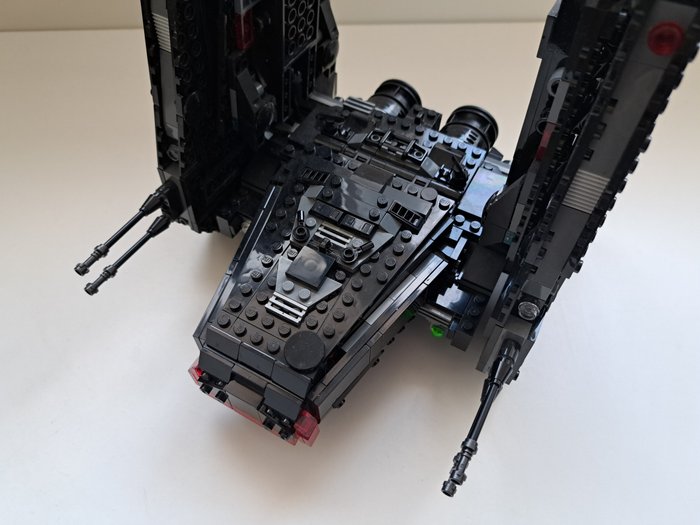 Lego - Star Wars - 75256 - Kylo Ren's Shuttle - 2000-2010