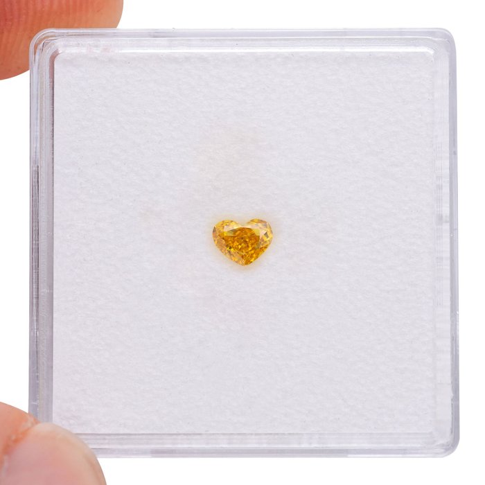 1 pcs Diamant  (Naturfarvet)  - 0.35 ct - Fancy vivid Orange Gul - VS1 - Gemological Institute of America (GIA)