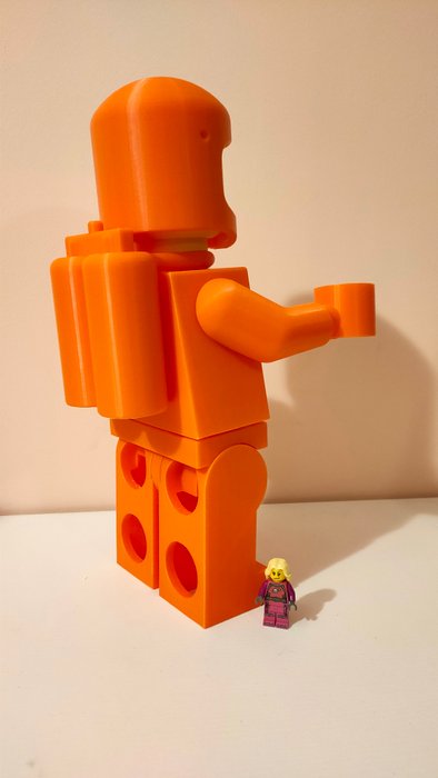 Handmade item - Handmade item Mega Figure LEGO Space Arancione/Orange Spaceman Classic - Italien