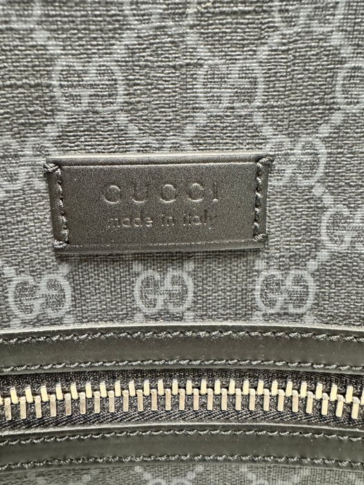 Gucci - GG supreme black M neuf - Messenger-taske