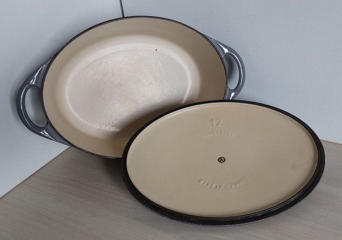 Le Creuset, Cousances - Kasserolle - Støbejern, Emalje - fransk lavet