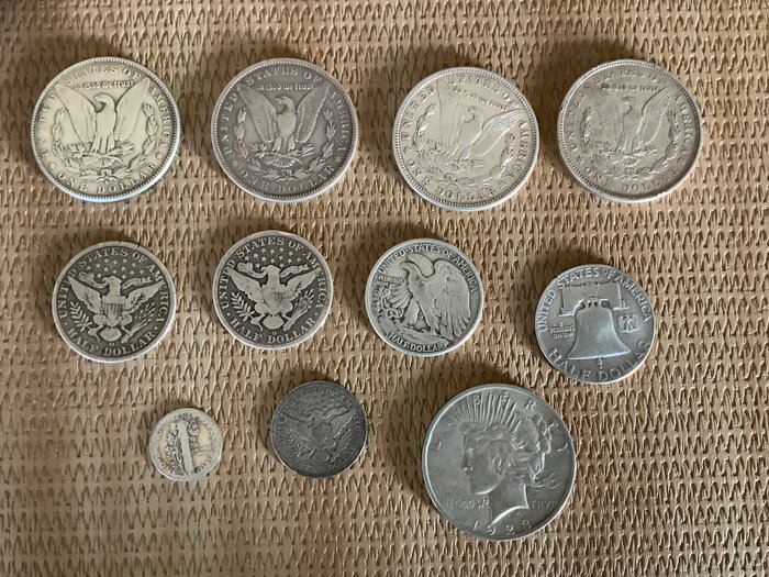 Förenta staterna. A Lot of 11x USA Silver Coins, including Barber Half Dollars, Morgan Dollars, and more! 1898 - 1951  (Ingen mindstepris)