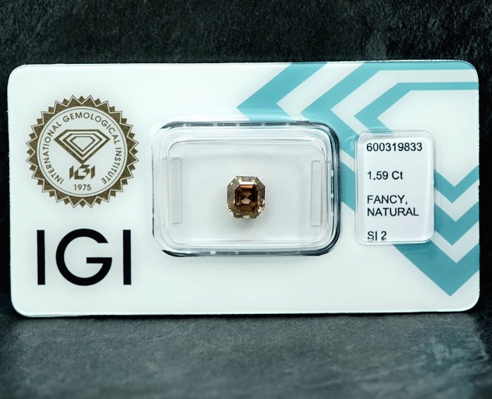 1 pcs Diamant  (Naturfarvet)  - 1.59 ct - Radiant - Fancy Brunlig Gul - SI2 - International Gemological Institute (IGI)