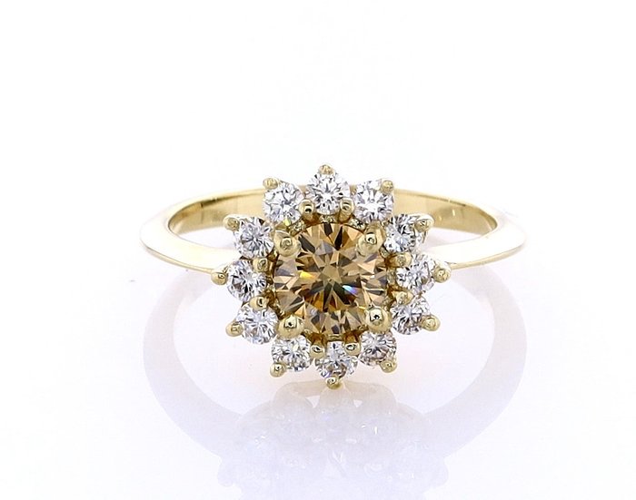 Ring - 14 karat Gulguld -  067ct tw Diamant (Naturfarvet) - Diamant