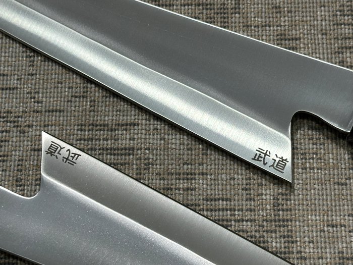 Køkkenkniv - Chef's knife -  Japanske D2 Steel Bunka kokkeknive - D2 Steel  Designing Multi udsøgt farvet harpikshåndtag - Japan