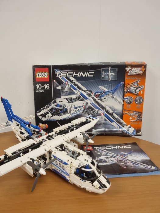 Lego - Technic - 42025 - Cargo Plane - 2010-2020