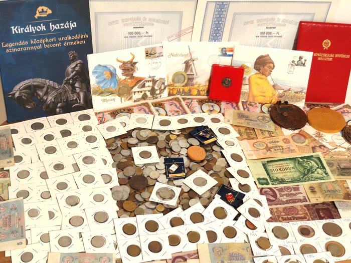 Verden. Extensive Collection of Coins/Banknotes/Stocks/Memoriable/Etc. More Than 500 pieces  (Ingen mindstepris)