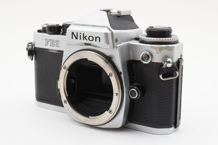 Nikon FE2 Silver SLR 35mm Film Camera Body Reflekskamera med enkelt linse (SLR)