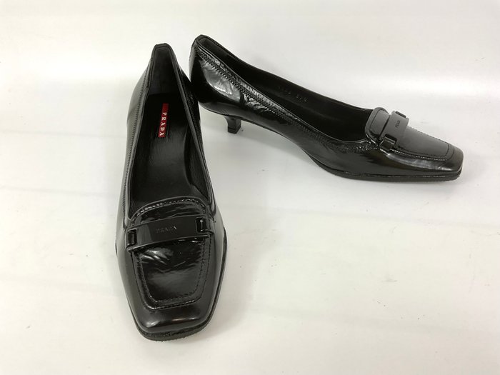 Prada - Sko med hæle - Størelse: Shoes / EU 37.5