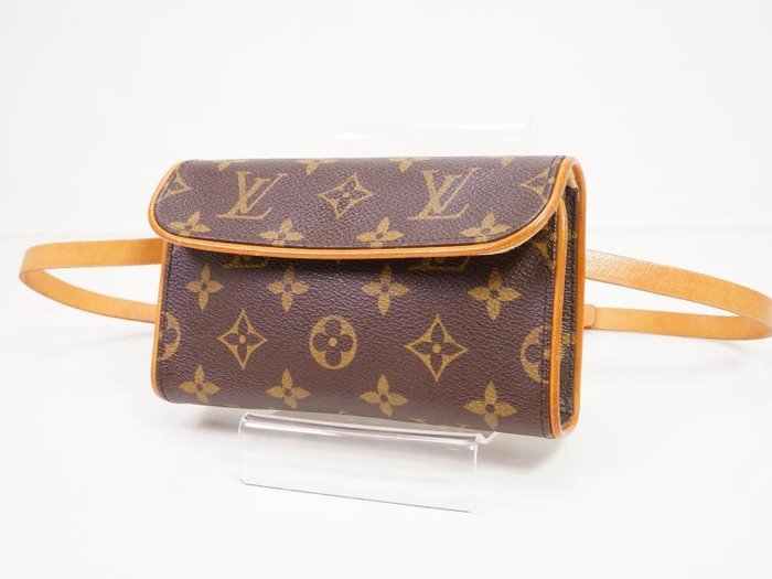 Louis Vuitton - Pochette Florentine - Håndtaske