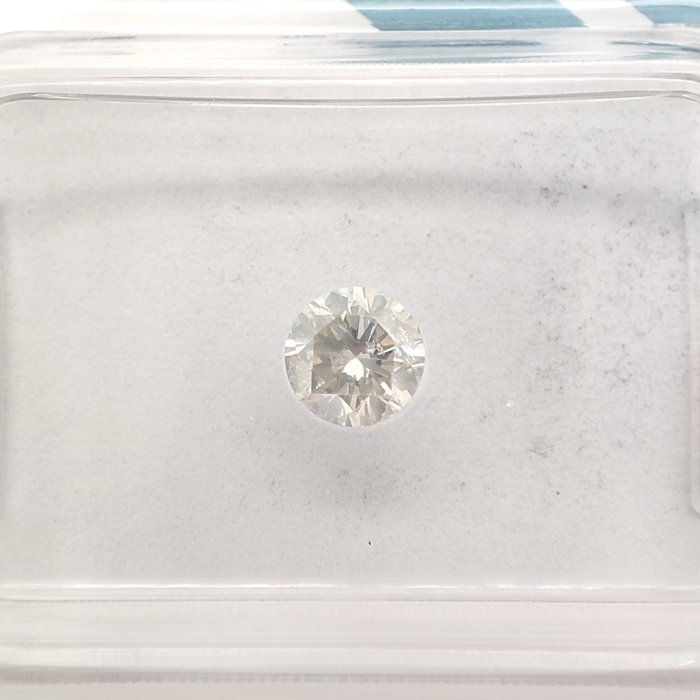 Ingen mindstepris - 1 pcs Diamant  (Natur)  - 0.31 ct - Rund - L - I1 - International Gemological Institute (IGI)