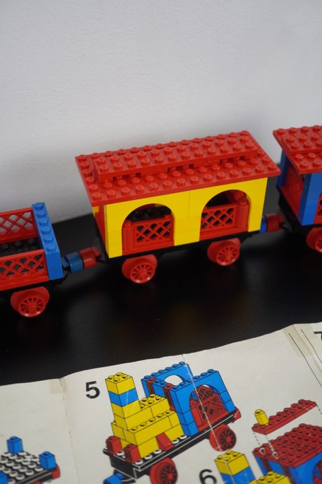 Lego - 170 Push-along Play Train - 1970-1980