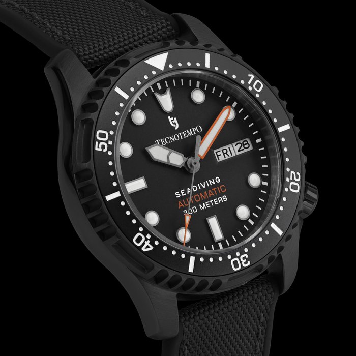 Tecnotempo - "Seadiving" 300M  - Limited Edition - - Ingen mindstepris - TT.300SD.NBB (fabric rubber/strap) - Mænd - 2011-nu