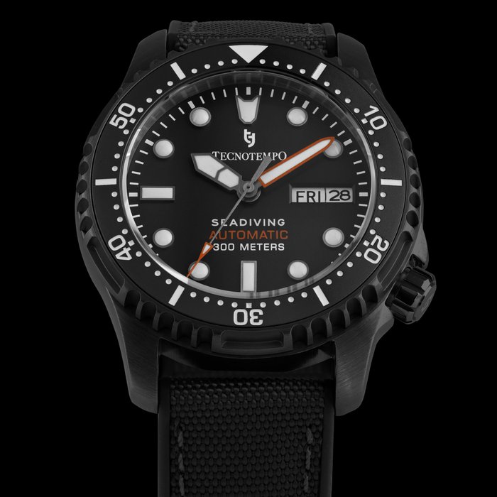 Tecnotempo - "Seadiving" 300M  - Limited Edition - - Ingen mindstepris - TT.300SD.NBB (fabric rubber/strap) - Mænd - 2011-nu