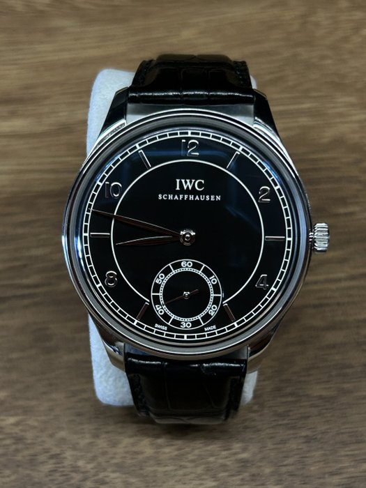 IWC - Portuguese Hand-Wound - IW544501 - Mænd - 2011-nu