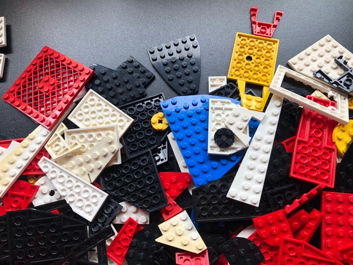 Lego - Geen serie - LEGO Partij platte plaatjes in diverse vormen en kleuren 1000 gram