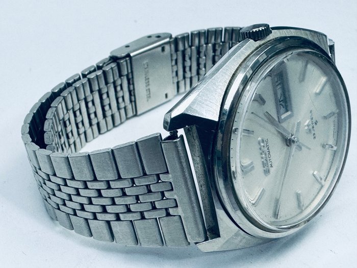 Seiko - Lordmatic - Ingen mindstepris - 5606-7000 - Mænd - 1970-1979