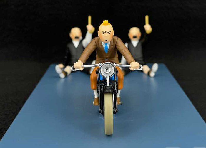 Moulinsart / Hachette - Tintin - Voiture 1/24 - La moto de Tintin - le Sceptre d'Ottokar