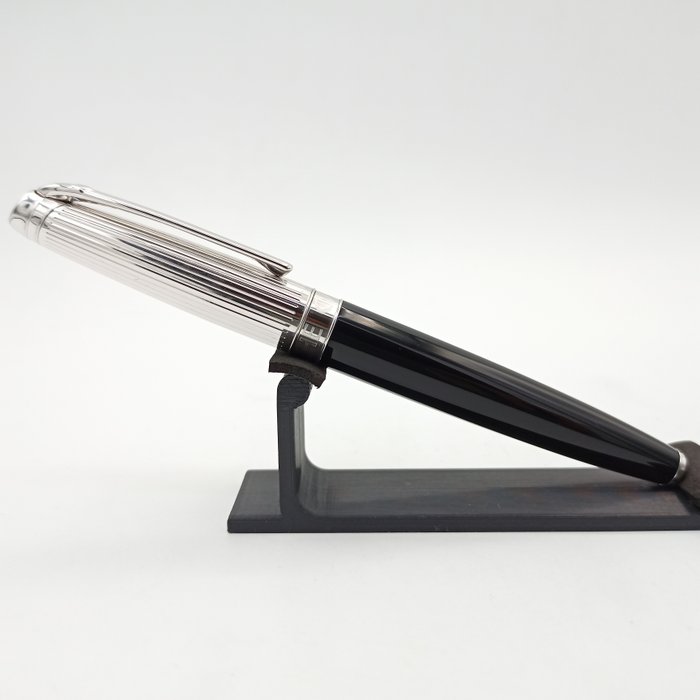 Caran d'Ache - Leman - Rhodium coated - Fyldepen