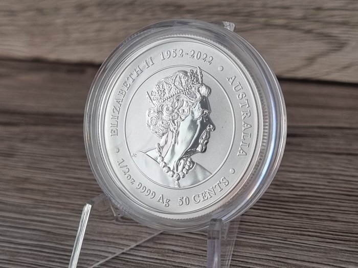 Australien. 50 Cent 2024 Year Of The Dragon - White Dragon, 1/2 Oz (.999% silver)  (Ingen mindstepris)