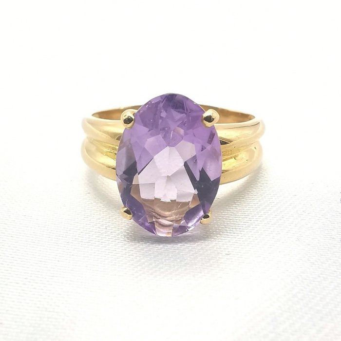 Ring - 18 kraat Gulguld -  5.00ct. tw. Ametyst