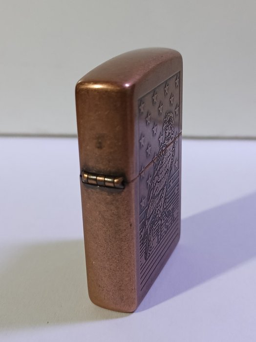 Zippo Aquila USA - Lighter - Stål (rustfrit)