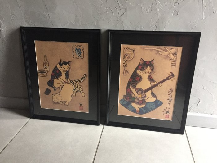 Horitomo 彫巴 - 2 C-Print - Monmon Cats - duo Monmon Cats tattoo-Irezumi horimono Cat tattoo-Musicien shamisen Cat tattoo-Reproduction - 2015