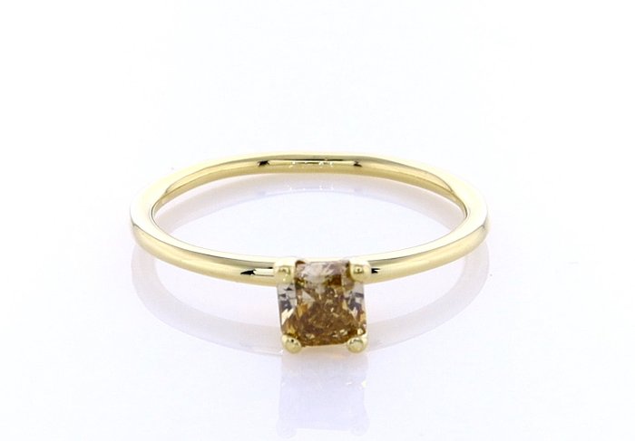 Ring - 14 karat Gulguld -  051ct tw Diamant (Naturfarvet)