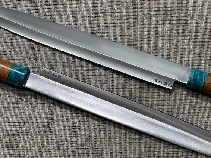 Køkkenkniv - Chef's knife -  Japanske Yanagiba kokkeknive - D2 stål  designtræ Udsøgt farvet harpikshåndtag - Japan