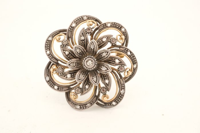 Broche - 192 kt Gulguld Diamant (Natur)  - Diamant - portugisiske blomster