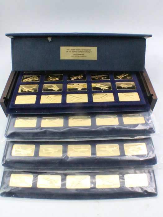 Förenta staterna. Franklin Mint - Gold Plated Janes Medallic Register Great Aircraft