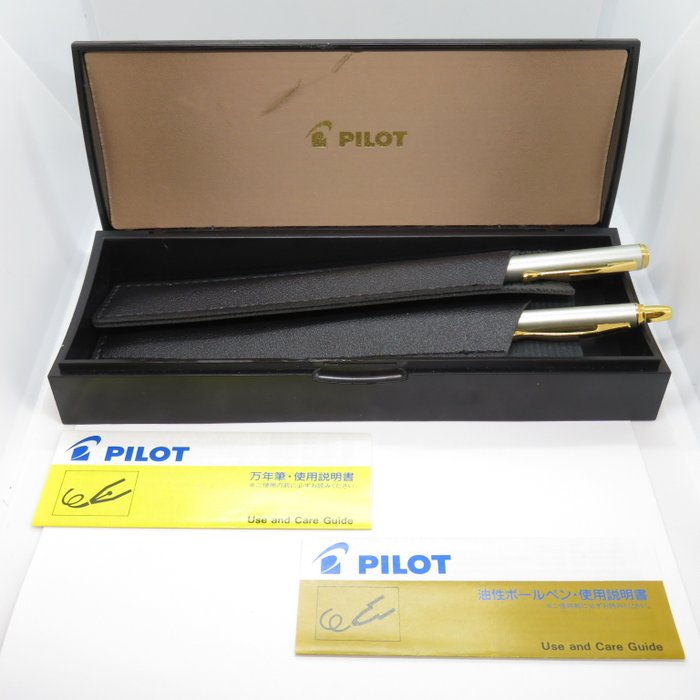 Pilot - Cavalier (silver) pen set - Gold plated alloy nib (F) - Fyldepen