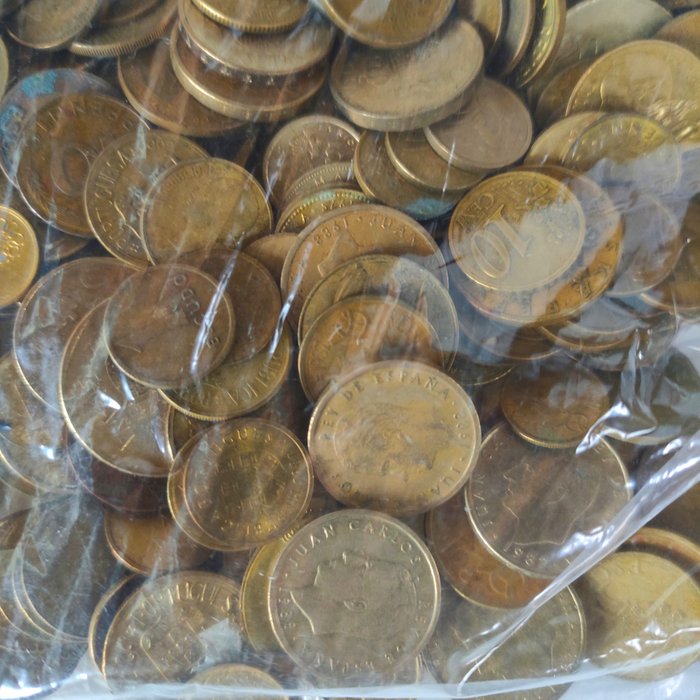 Forskellige lande. Lot 1.4 Kg Brass Mixed Lot - various coins and dates (No Reserve Price) Various Dates  (Ingen mindstepris)