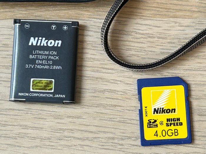 Nikon Coolpix S4000 | 12 mégapixels | zoom optique 4x Digitalkamera