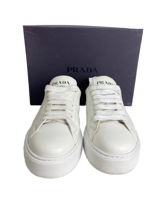 Prada - Sneakers - Størelse: EU 42