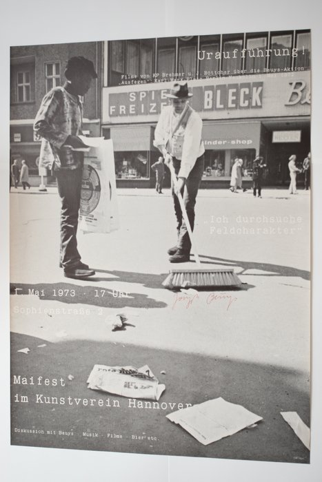 Joseph Beuys (1921-1986) - Ausstellungsplakat: "Maifest im Kunstverein Hannover" 1973 handsigniert