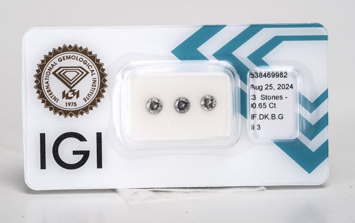 Ingen mindstepris - 3 pcs Diamant  (Natur)  - 0.65 ct - Rund - I3 - International Gemological Institute (IGI) - Fancy mørk brunlig grå