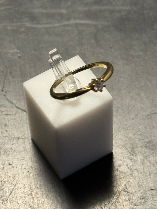 Ingen mindstepris - Forlovelsesring - 18 kraat Gulguld Diamant (Natur)