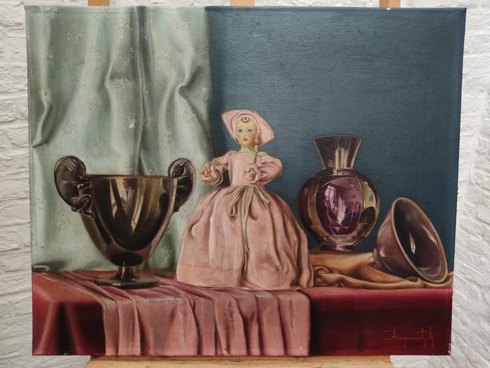 René Bruynseraede (1909-1991) - Old doll with luxury glass