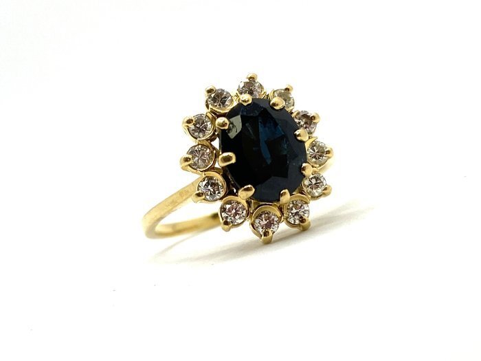 Ingen mindstepris - Ring - 18 kraat Gulguld -  1.74ct. tw. Safir - Diamant