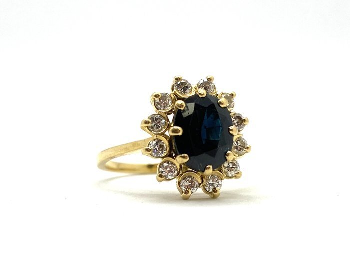 Ingen mindstepris - Ring - 18 kraat Gulguld -  1.74ct. tw. Safir - Diamant