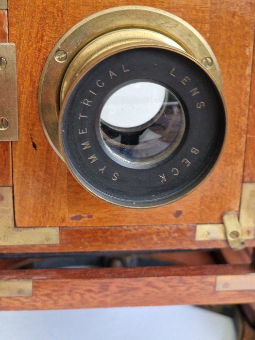 J hinton Lake Exeter The Isca wooden plate camera | Vådpladekamera