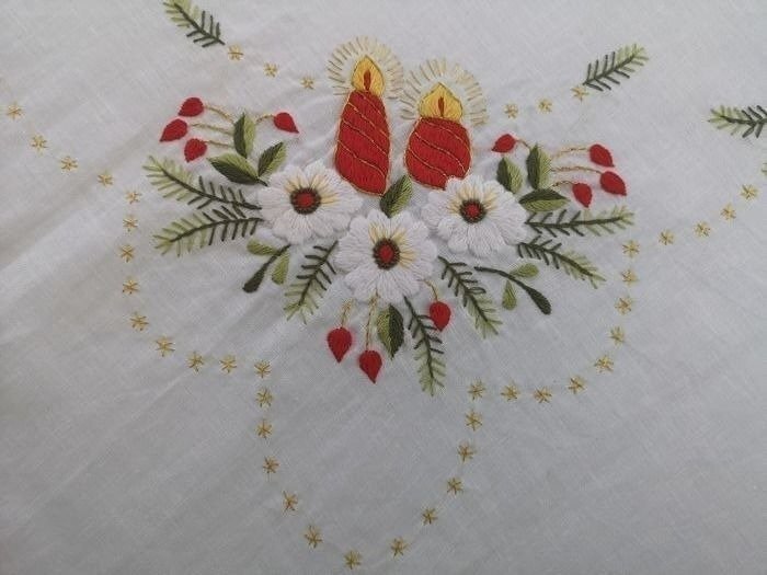 Christmas tablecloth hand embroidered - Dug  - 270 cm - 175 cm