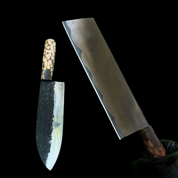 Køkkenkniv - Chef's knife - Stål, 2,Of Kind europæiske køkkenknive, Håndlavet, Old Addition, Dual Polish 1095 Steel, Natural Olive - Europa