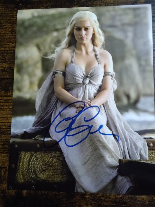 Game of Thrones - Emilia Clarke "Daenerys Targaryen" - Signed photo with COA