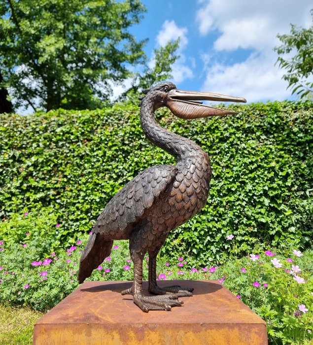 Skulptur, Lifelike Pelican - 54 cm - Bronze