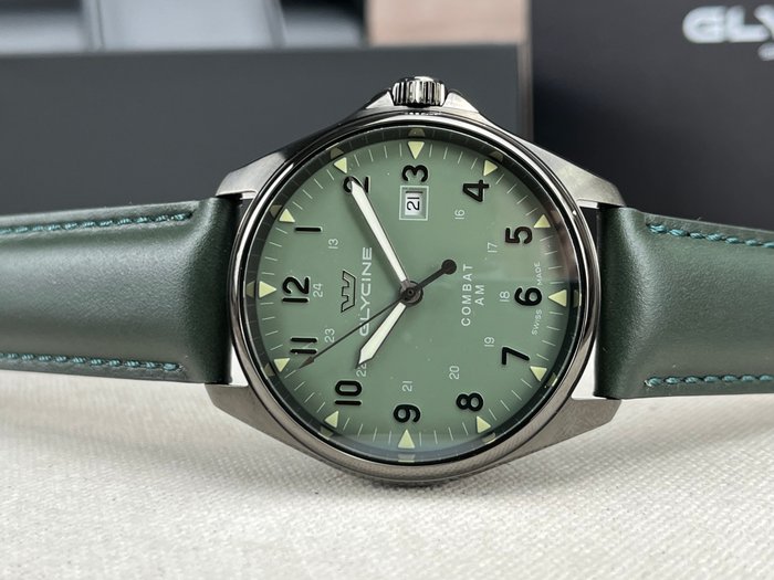 Glycine - Combat 6 Vintage Automatic Date - Ingen mindstepris - GL0298 - Mænd - 2011-nu