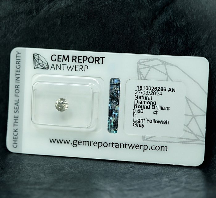 1 pcs Diamant  (Naturfarvet)  - 0.50 ct - Light Gullig Grå - I1 - Gem Report Antwerp (GRA)